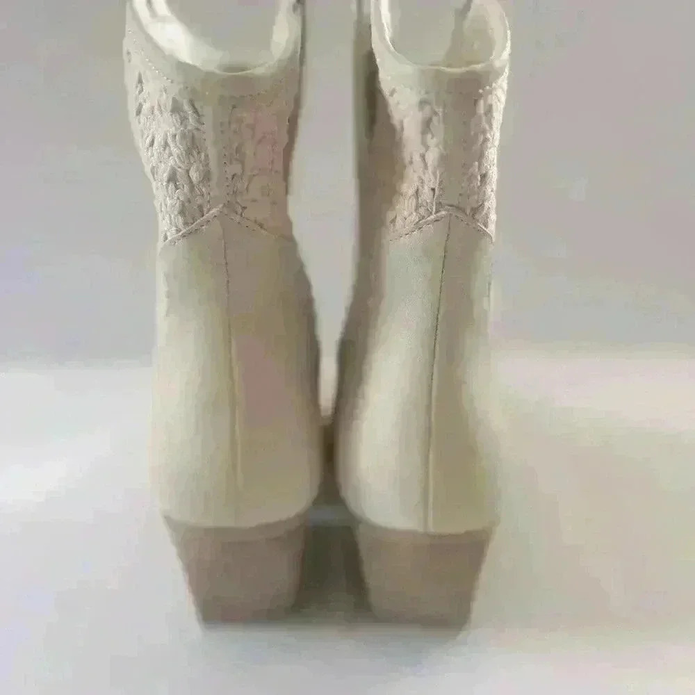 DV Dolce Vita® Karyn Boot Size 9 - Picture 9 of 9